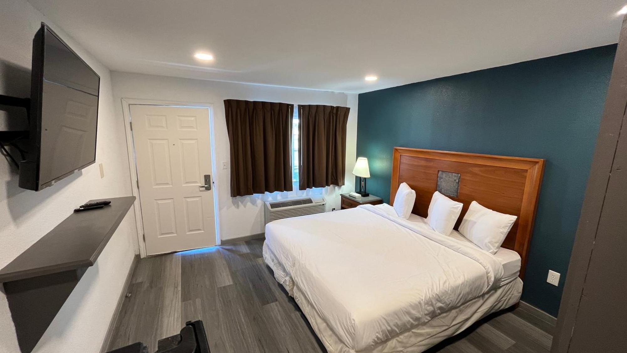 Town Place Studio Apartment Snyder ภายนอก รูปภาพ