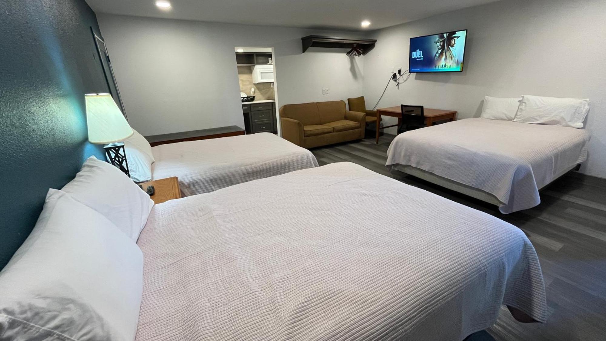 Town Place Studio Apartment Snyder ภายนอก รูปภาพ